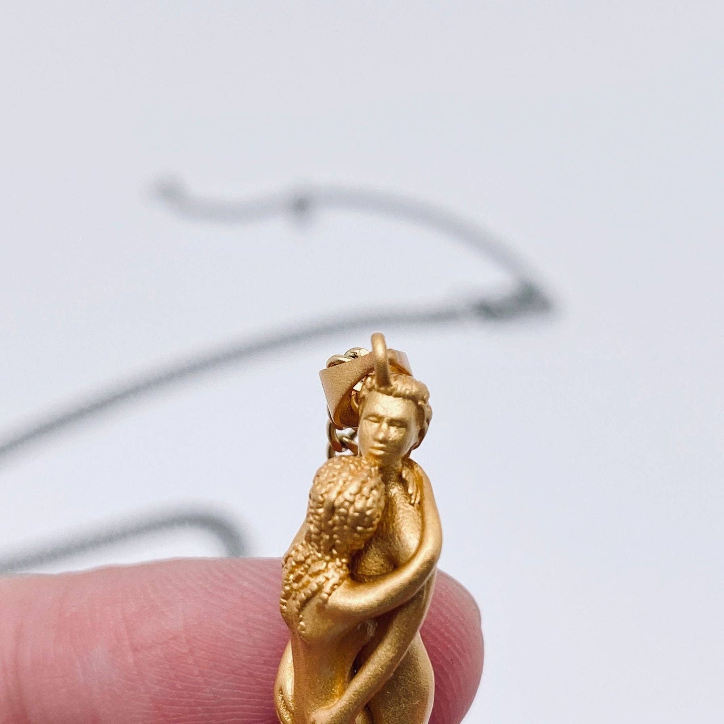 Embrace of Love - Enchanting Couple's Pendant Necklace: Golden
