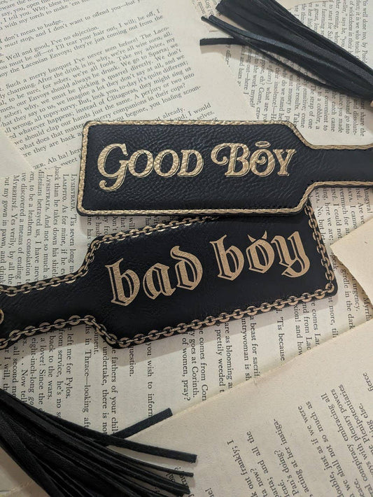 Good Boy, Bad Boy, Bookish Paddle Bookmark & Keychain : Black/Gold