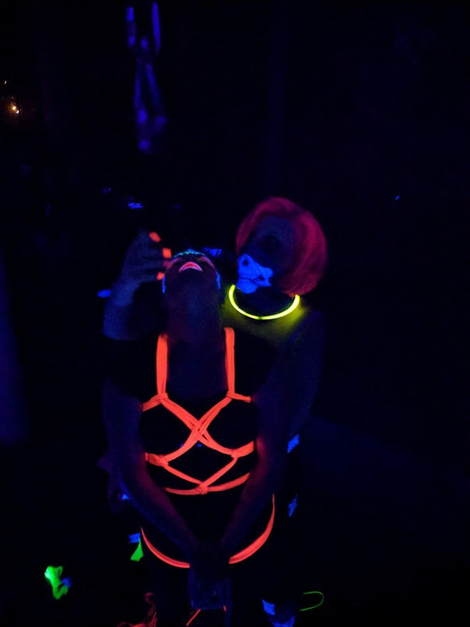 Blacklight Reactive Bondage Rope - 1/4" / 6mm  -  Custom Length - UV Reactive