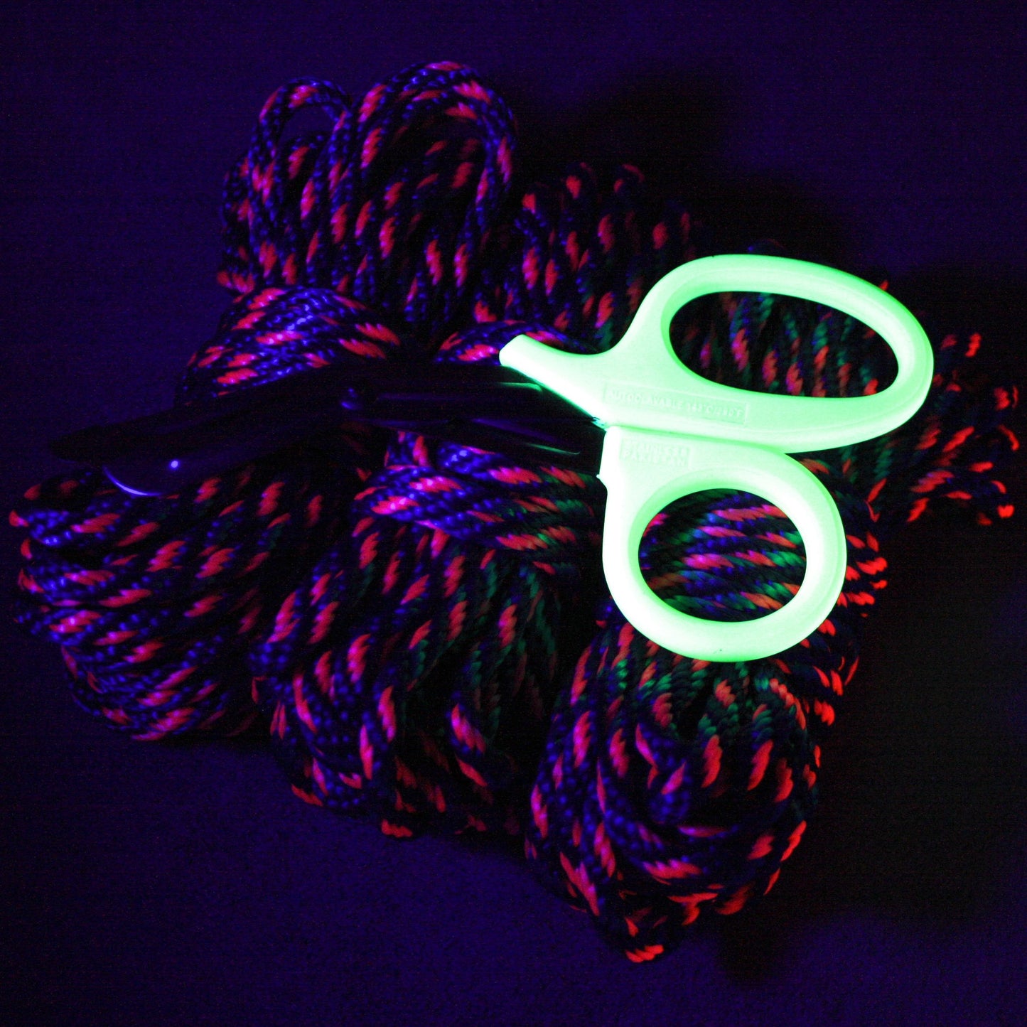 Blacklight Reactive Bondage Rope - 1/4" / 6mm  -  Custom Length - UV Reactive
