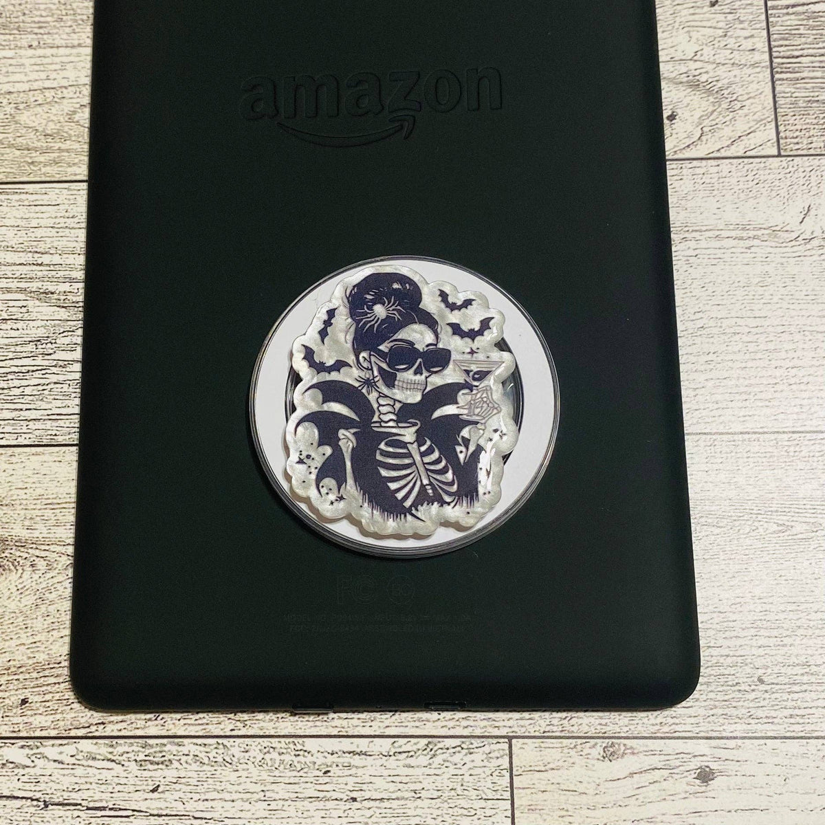 Skeleton Girl with bats and martini E-Reader, Phone Grip for all Devices Magnetic Grip