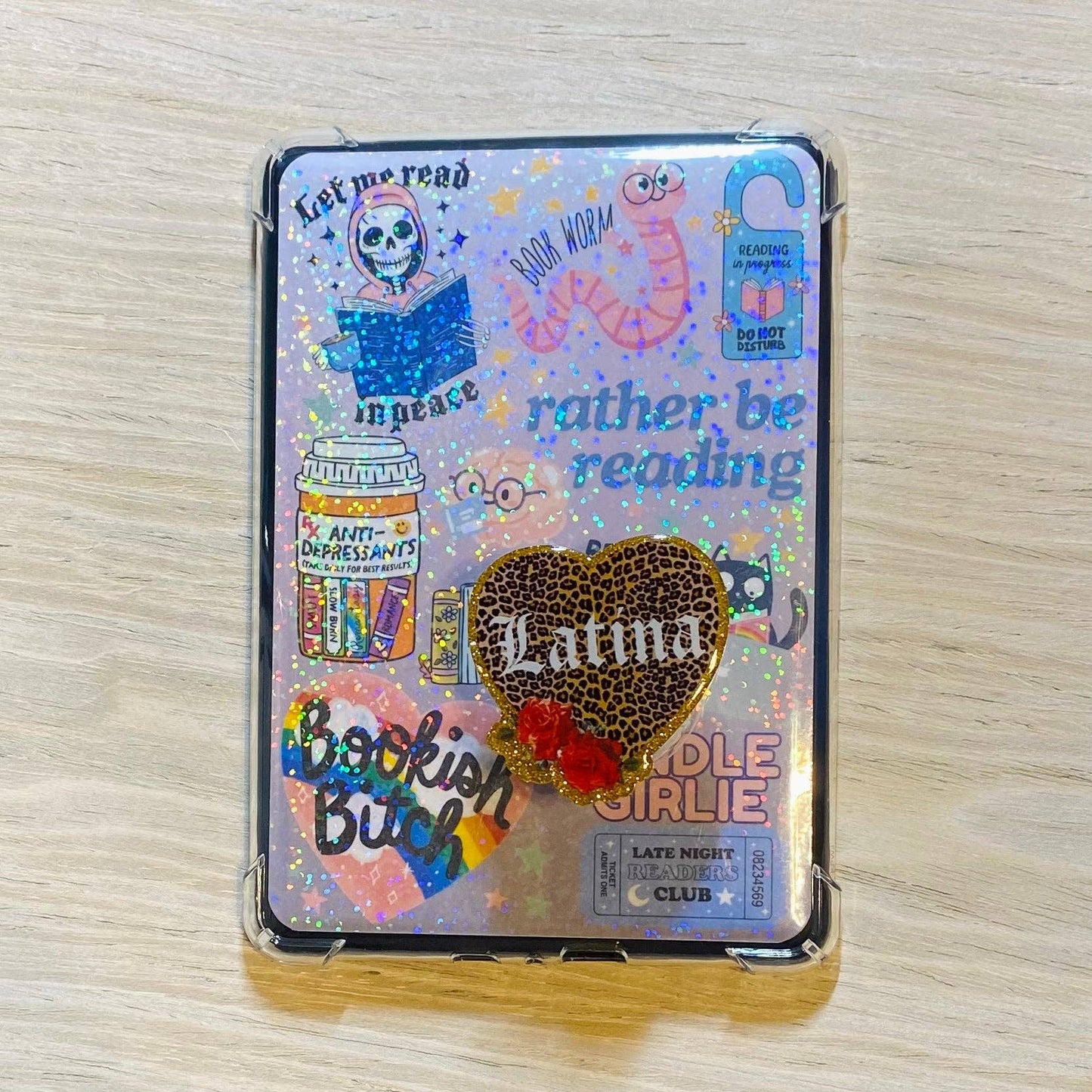 Latina Leopard Heart E-Reader, Phone Grip for all Devices - Magnetic or Adhesive: Magnetic